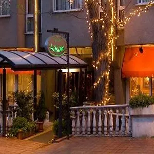 3* ホテル La Maison